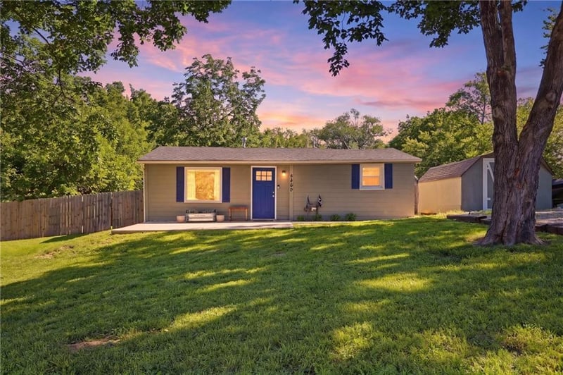 6800 NE Cotter Ave, Kansas City, MO 64119