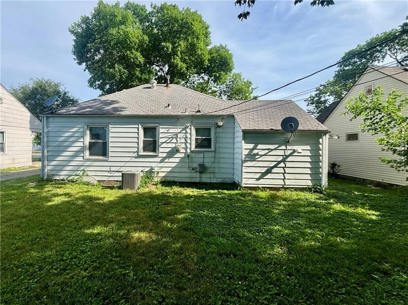 1417 E 23rd Ave, Kansas City, MO 64116