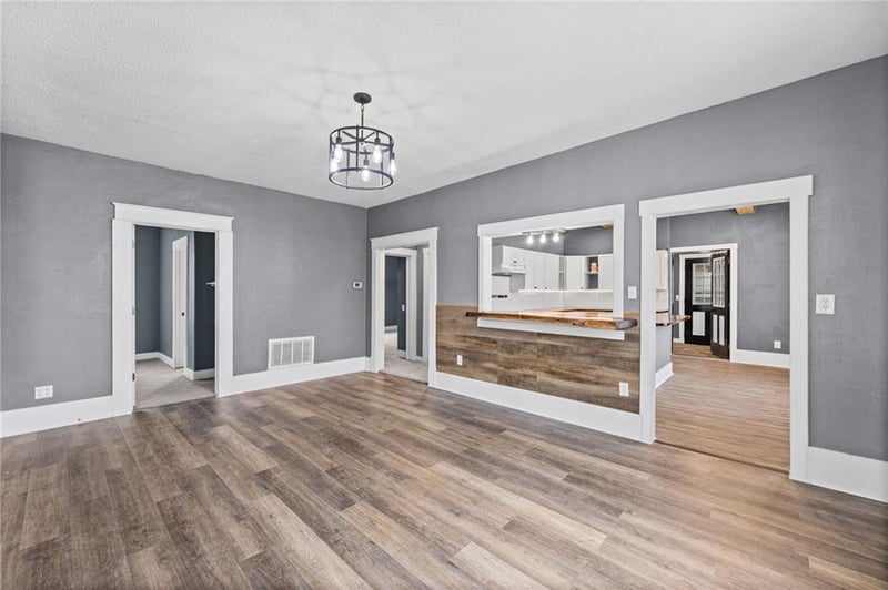 1201 Bridge St, Humboldt, KS 66748
