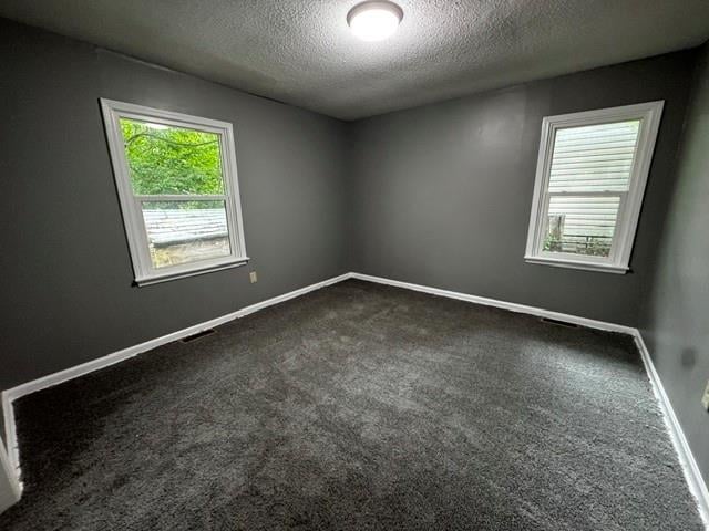 1526 Valley Rd, Kansas City, KS 66102