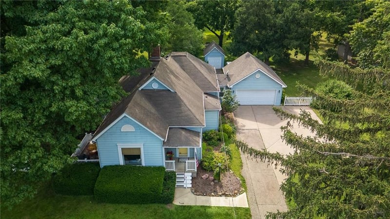 2304 Maple Ave, Leavenworth, KS 66048