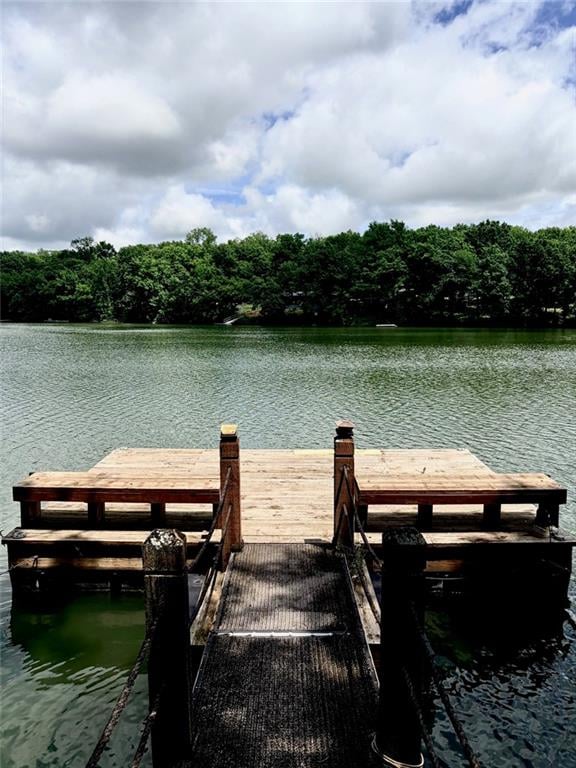 33 Lakeside Dr, La Cygne, KS 66040