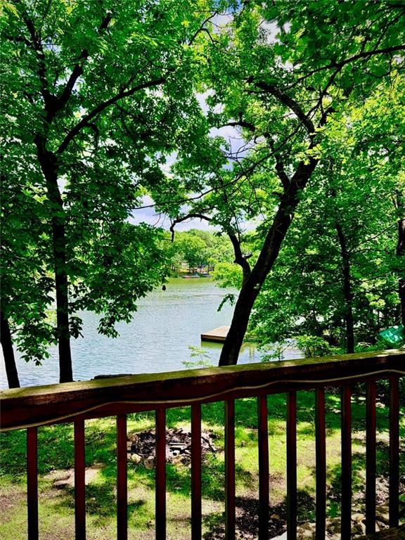 33 Lakeside Dr, La Cygne, KS 66040