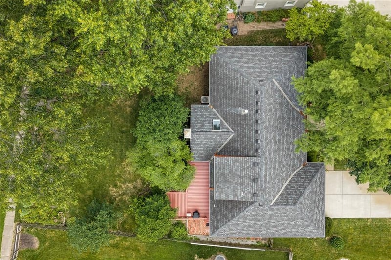 204 NW Cypress St, Lee's Summit, MO 64064