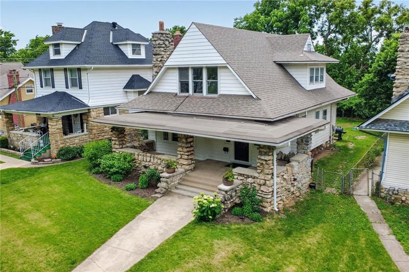3304 Coleman Rd, Kansas City, MO 64111