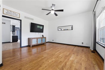 1319 Barnett Ave, Kansas City, KS 66102