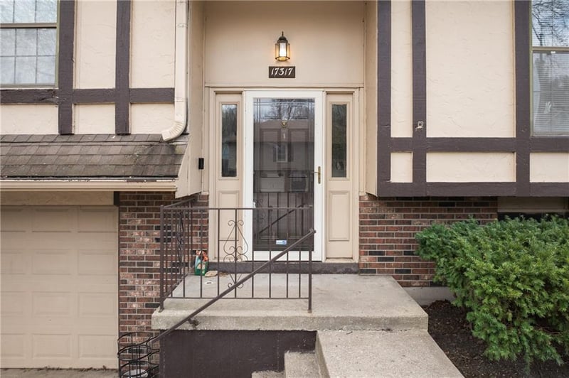17317 E 50th Terrace Ct S, Independence, MO 64055