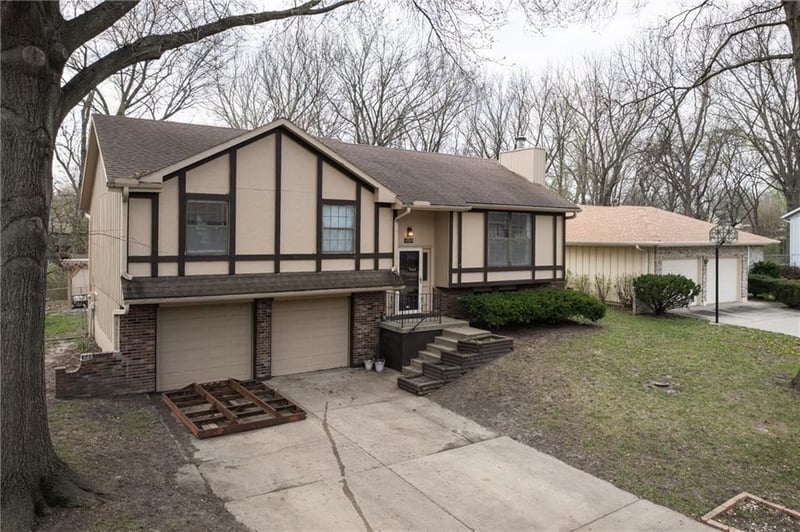 17317 E 50th Terrace Ct S, Independence, MO 64055