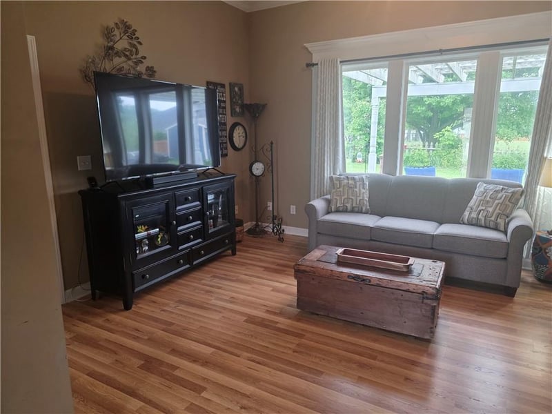 614 Connor St, Odessa, MO 64076