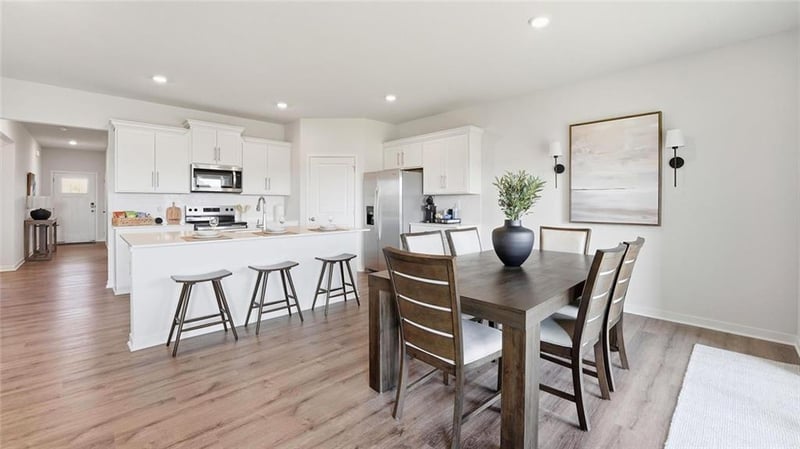 717 Solstice Cir, Belton, MO 64012