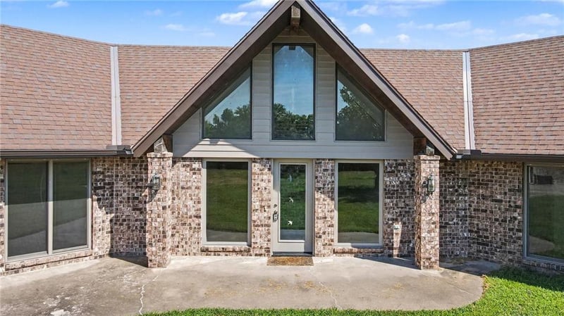 2946 SW 204th St, Trimble, MO 64492