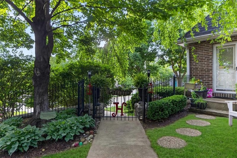 11329 121st Ter, Overland Park, KS 66213