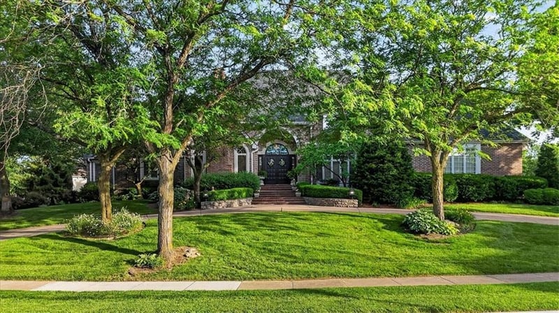 11329 121st Ter, Overland Park, KS 66213