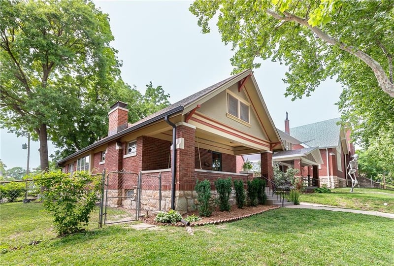 4210 Terrace St, Kansas City, MO 64111