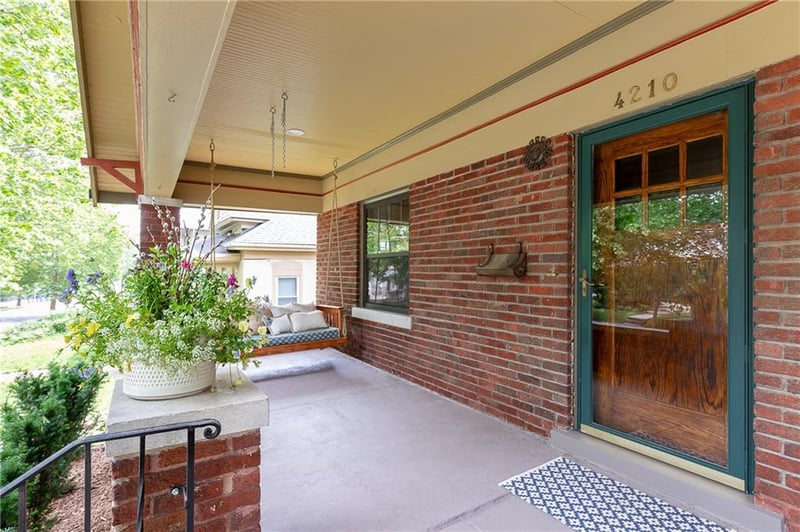 4210 Terrace St, Kansas City, MO 64111