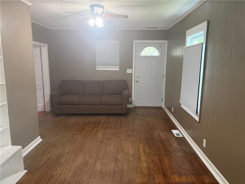 420 Farley Ter, Independence, MO 64053