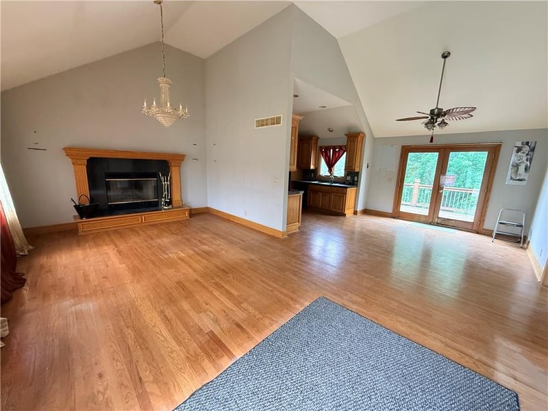 3333 85th Pl, Kansas City, KS 66109