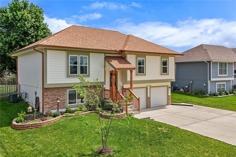 2216 Ashford St, Excelsior Springs, MO 64024