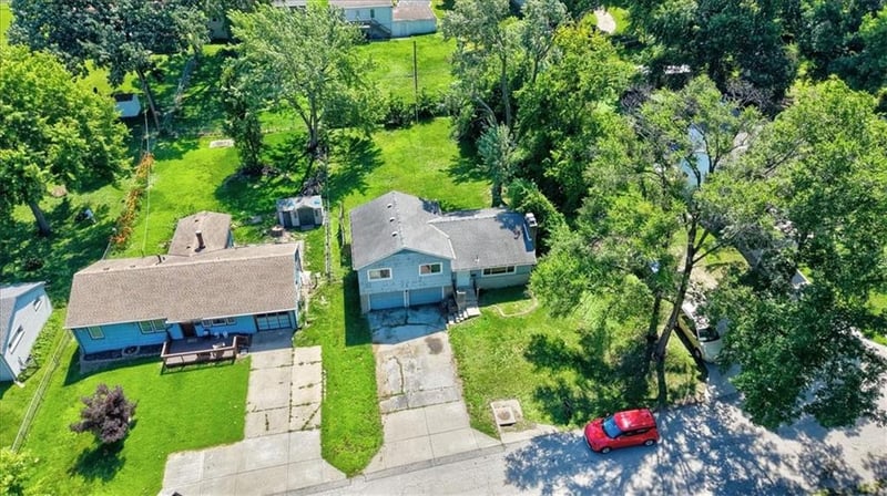 3035 Englewood Ter, Independence, MO 64052