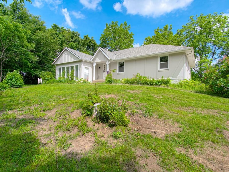 7504 197th St, Belton, MO 64012