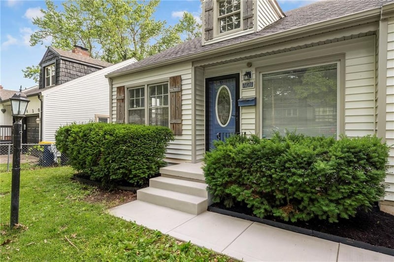 7426 Olive St, Kansas City, MO 64132