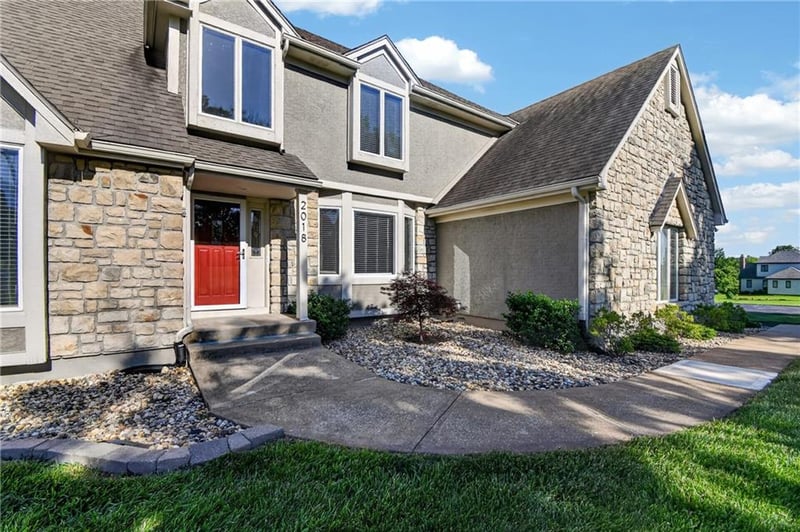 2018 Lexington Rd, Pleasant Hill, MO 64080