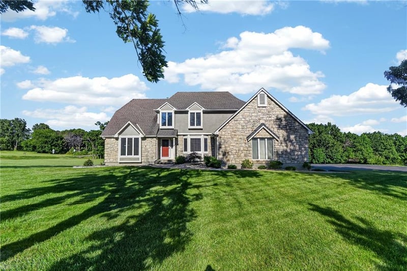 2018 Lexington Rd, Pleasant Hill, MO 64080