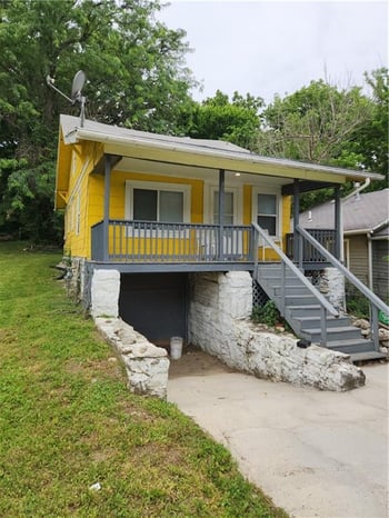3908 Jackson Ave, Kansas City, MO 64130