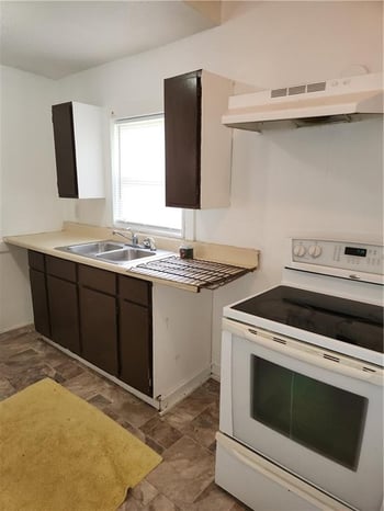 3908 Jackson Ave, Kansas City, MO 64130