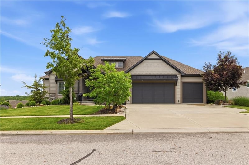 3501 W 150th St, Leawood, KS 66224