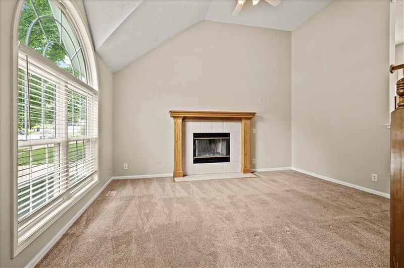 11027 Mckinley Ave, Kansas City, MO 64157