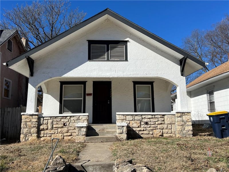 4546 Benton Ave, Kansas City, MO 64130