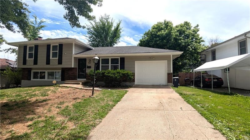 7915 117 Ter, Kansas City, MO 64134