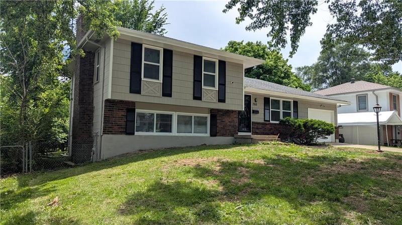 7915 117 Ter, Kansas City, MO 64134