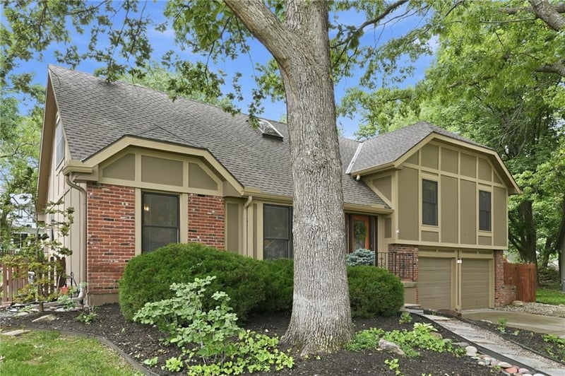 11809 Rosehill Rd, Overland Park, KS 66210