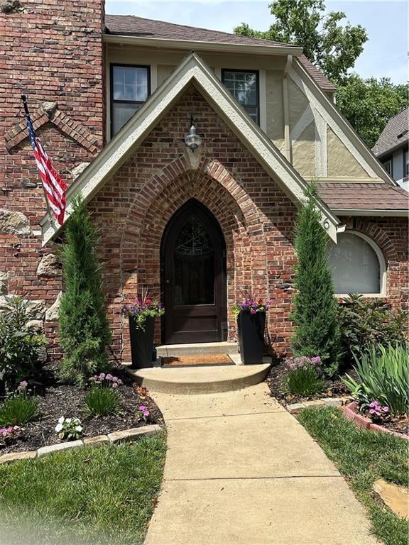 646 70th Ter, Kansas City, MO 64113