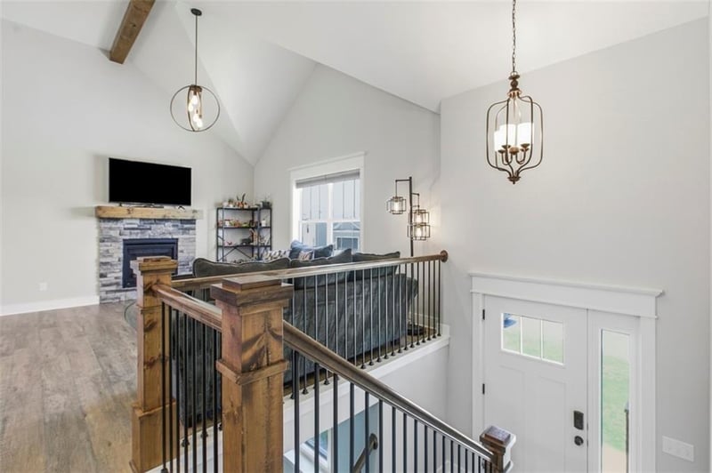 505 Ridgeview Dr, Grain Valley, MO 64029