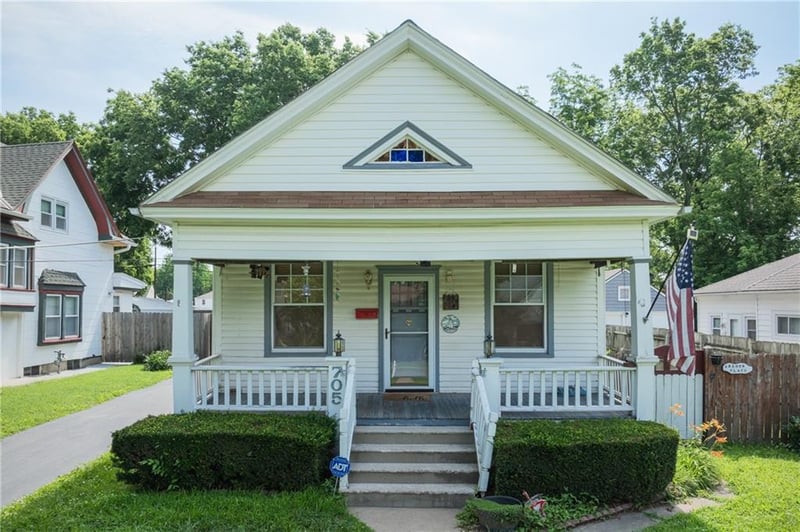 705 Fuller Ave, Independence, MO 64052