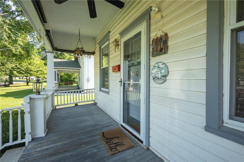 705 Fuller Ave, Independence, MO 64052