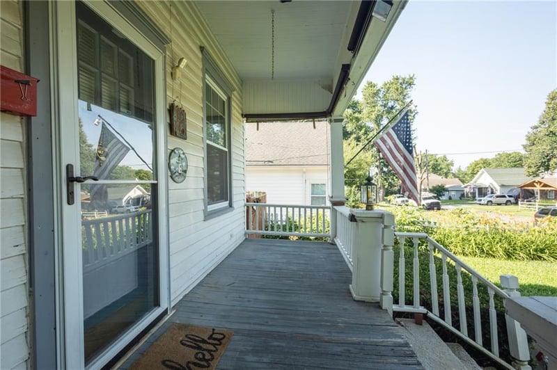 705 Fuller Ave, Independence, MO 64052