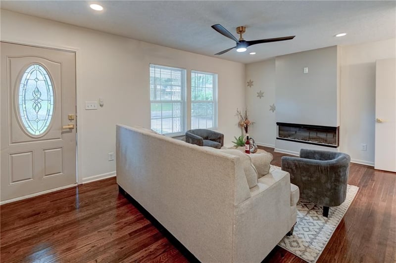 6314 149th St, Grandview, MO 64030