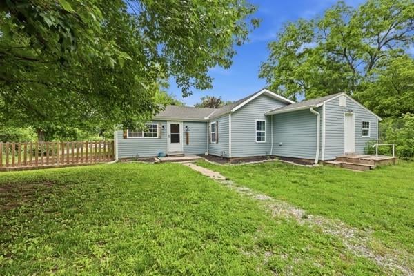 1215 Berry Rd, Independence, MO 64057