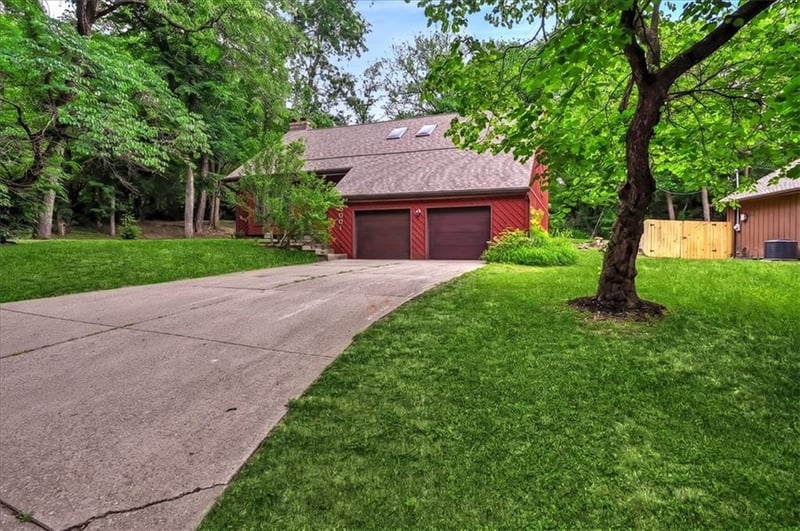 2501 Olde Creek Ct, Leavenworth, KS 66048