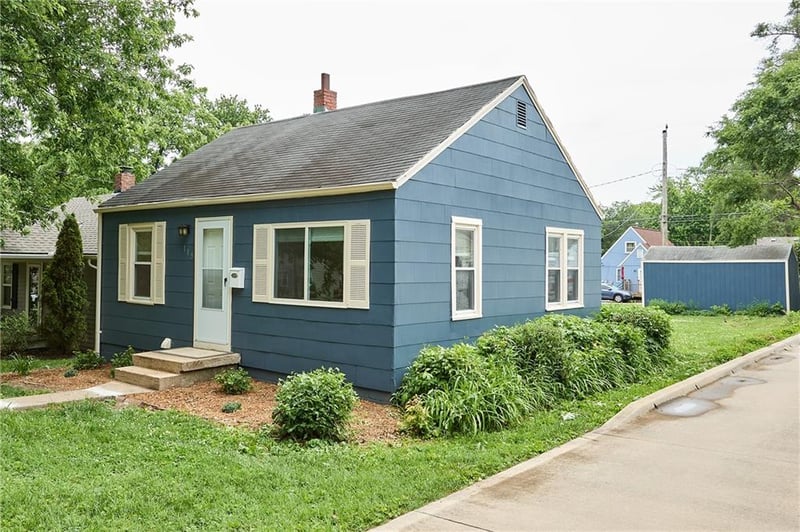 115 E 80th Ter, Kansas City, MO 64114