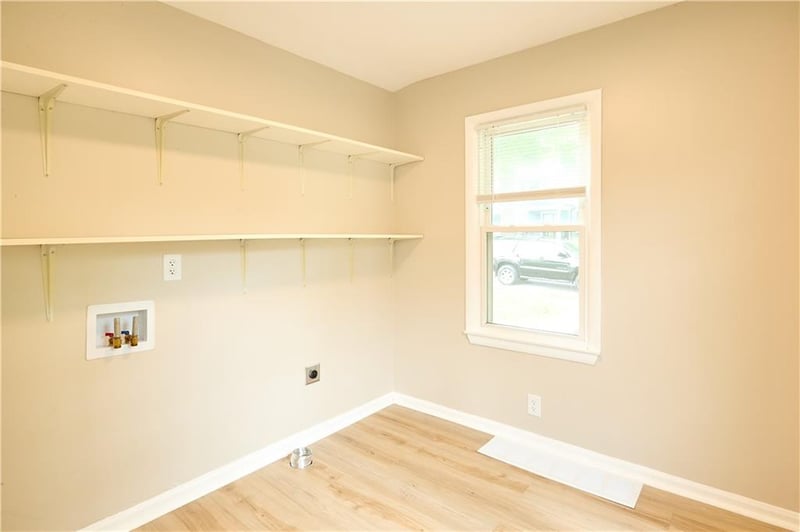 115 E 80th Ter, Kansas City, MO 64114