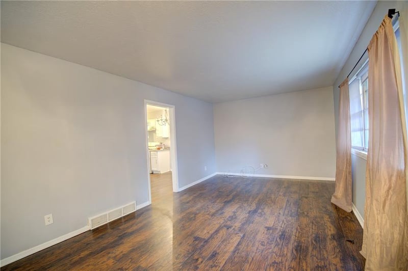1836 78th St, Kansas City, MO 64132