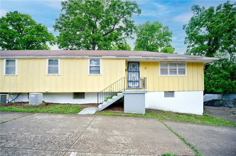 1836 78th St, Kansas City, MO 64132