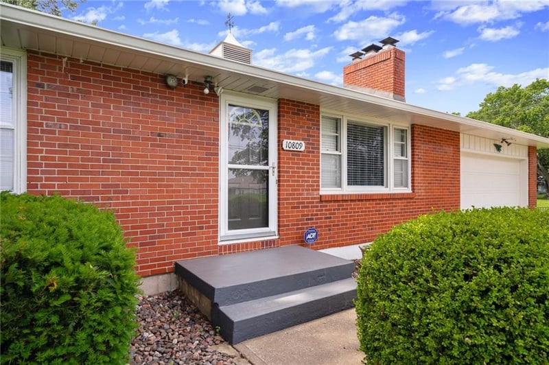 10809 E 47th St, Kansas City, MO 64133
