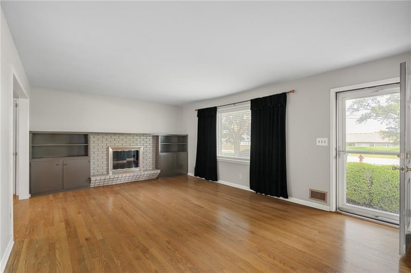 10809 E 47th St, Kansas City, MO 64133