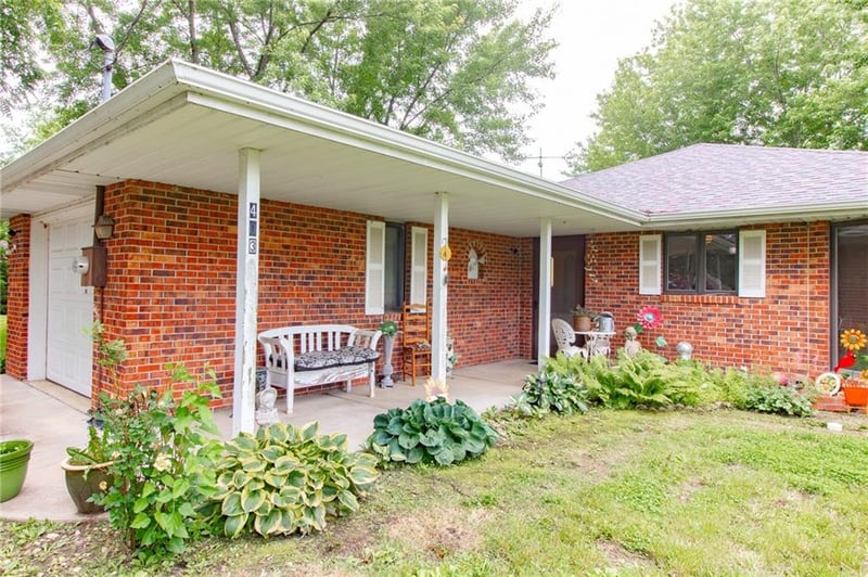 403 Chestnut St, Holden, MO 64040